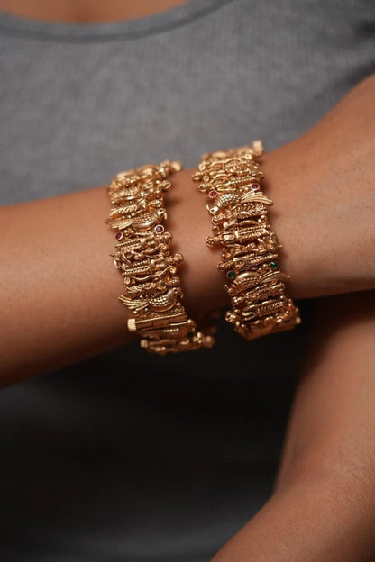 Ram Darbaar Gold Handmade Kada | Traditional Sone Pe Suhaga