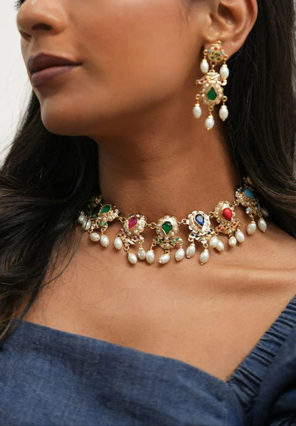 Zoya Jadaau Necklace Set