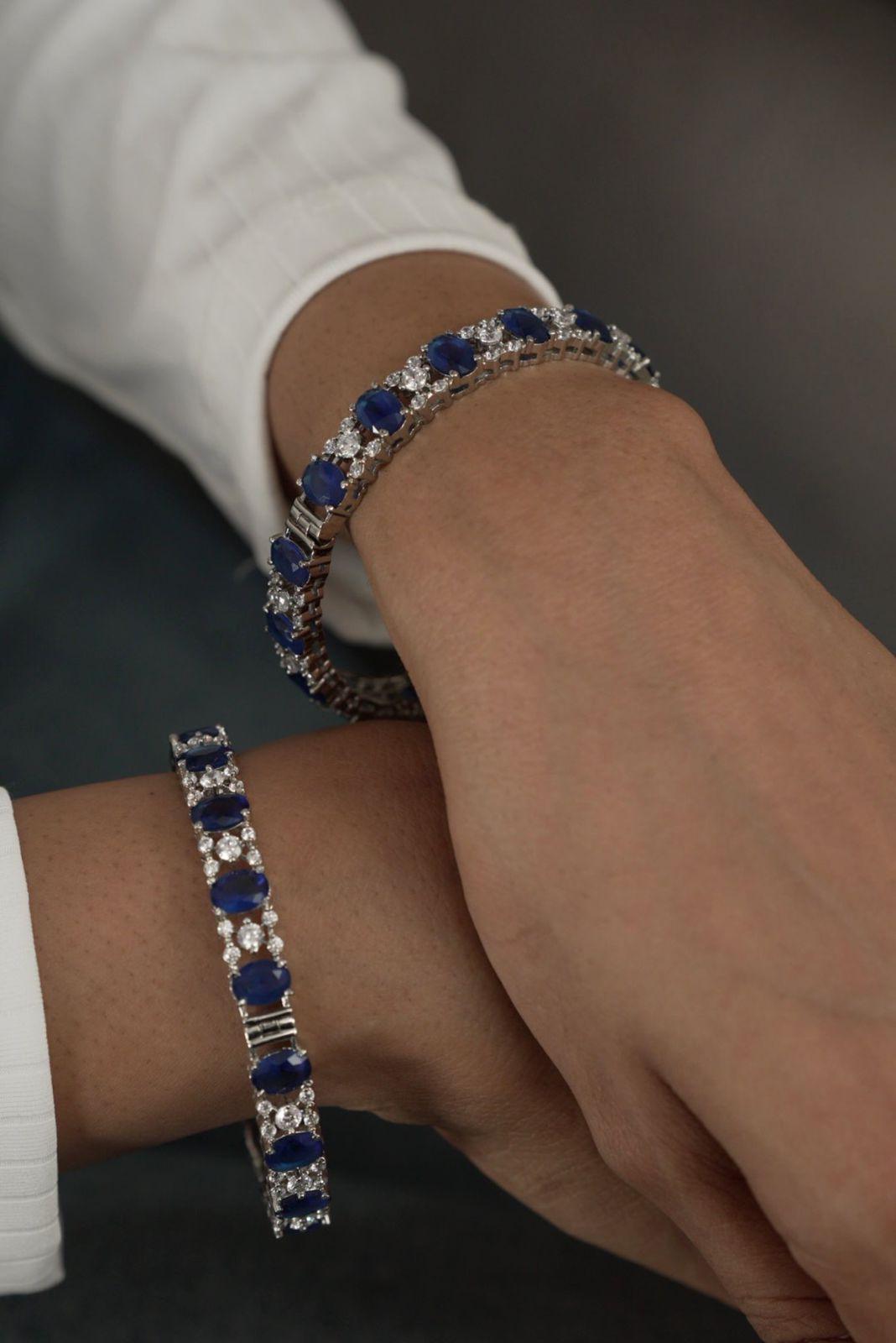 Aahana Diamond Bangles With Coloured Crystals