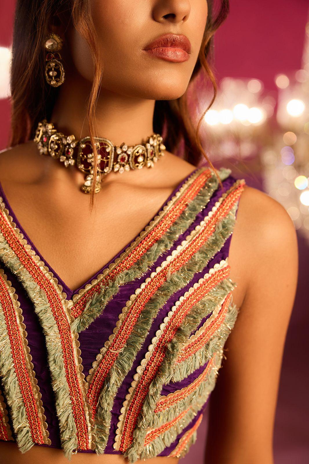 Holdali Choker Set with Gold & Polki