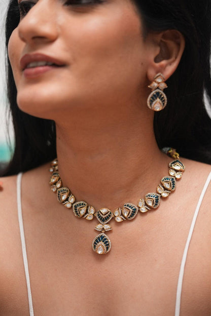 Neela Mid Sized Moissanite Polki Necklace / Choker Set