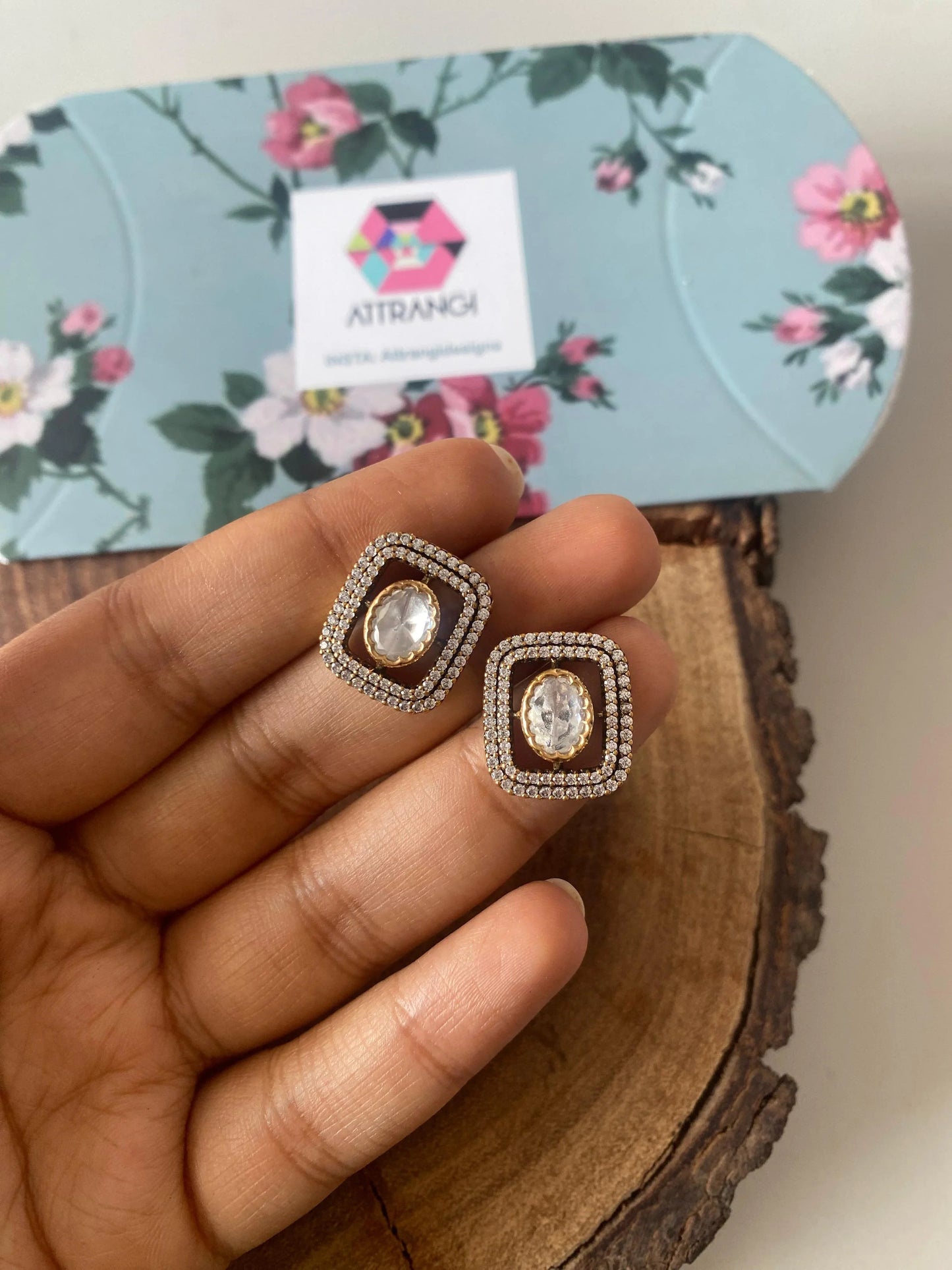 Vanya Polki Moissanite Small Studs | Antique Gold Collection