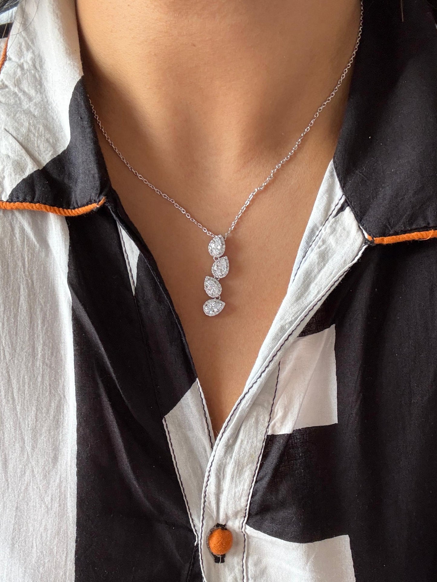 Play Pear Solitaire Diamond Pendant with Chain