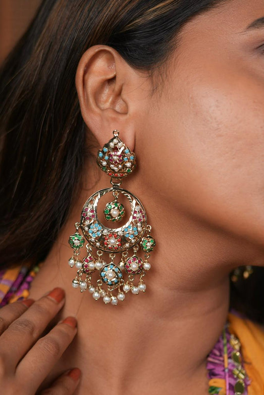 Nabeela Jadaau Navratna Classic Chandbali