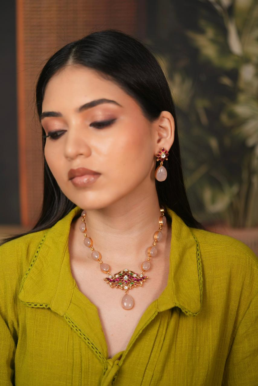 Niharika Rose Quartz Indian Necklace Set