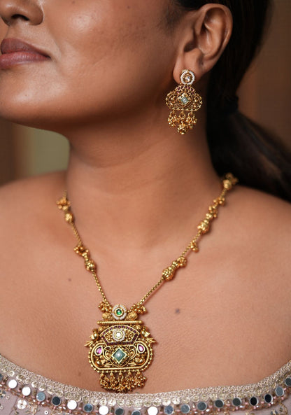 Lopamudra Long Gold Traditional Set | Sone Pe Suhaga