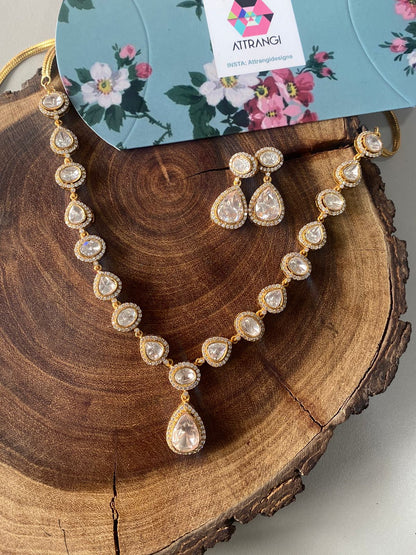Preeti Classic Uncut Moissanite Polki Set