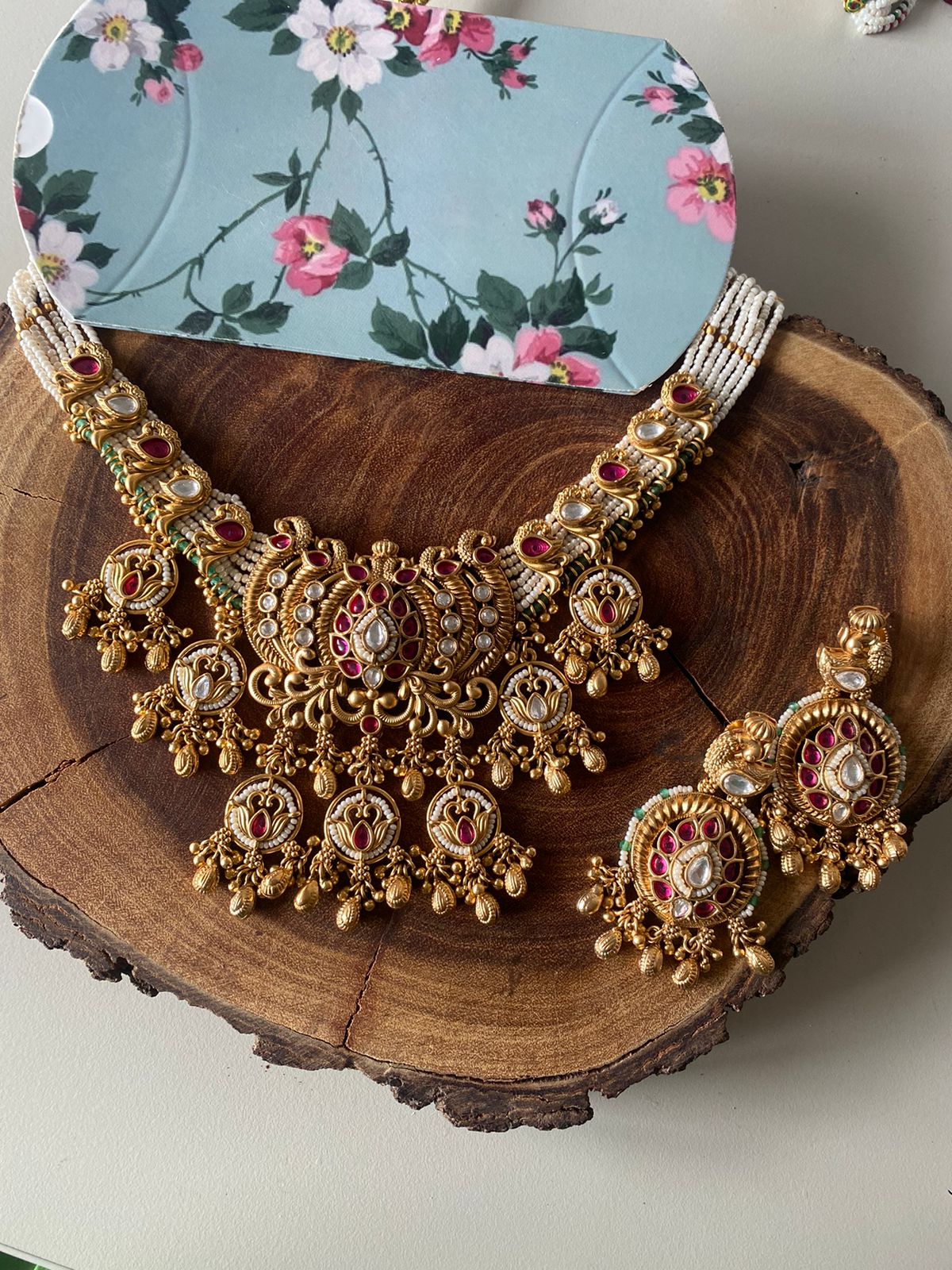 Gautami Intricate Gold Traditional Necklace Set | Sone Pe Suhaga