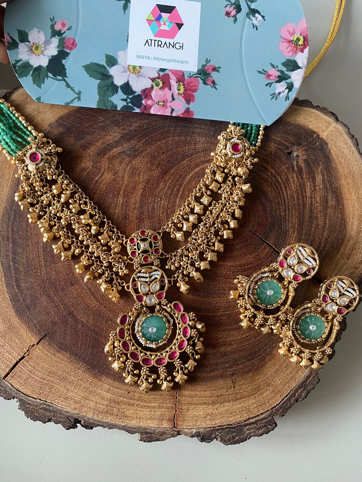 Shanta 3 Line Empress Sone Pe Suhaga Necklace Set