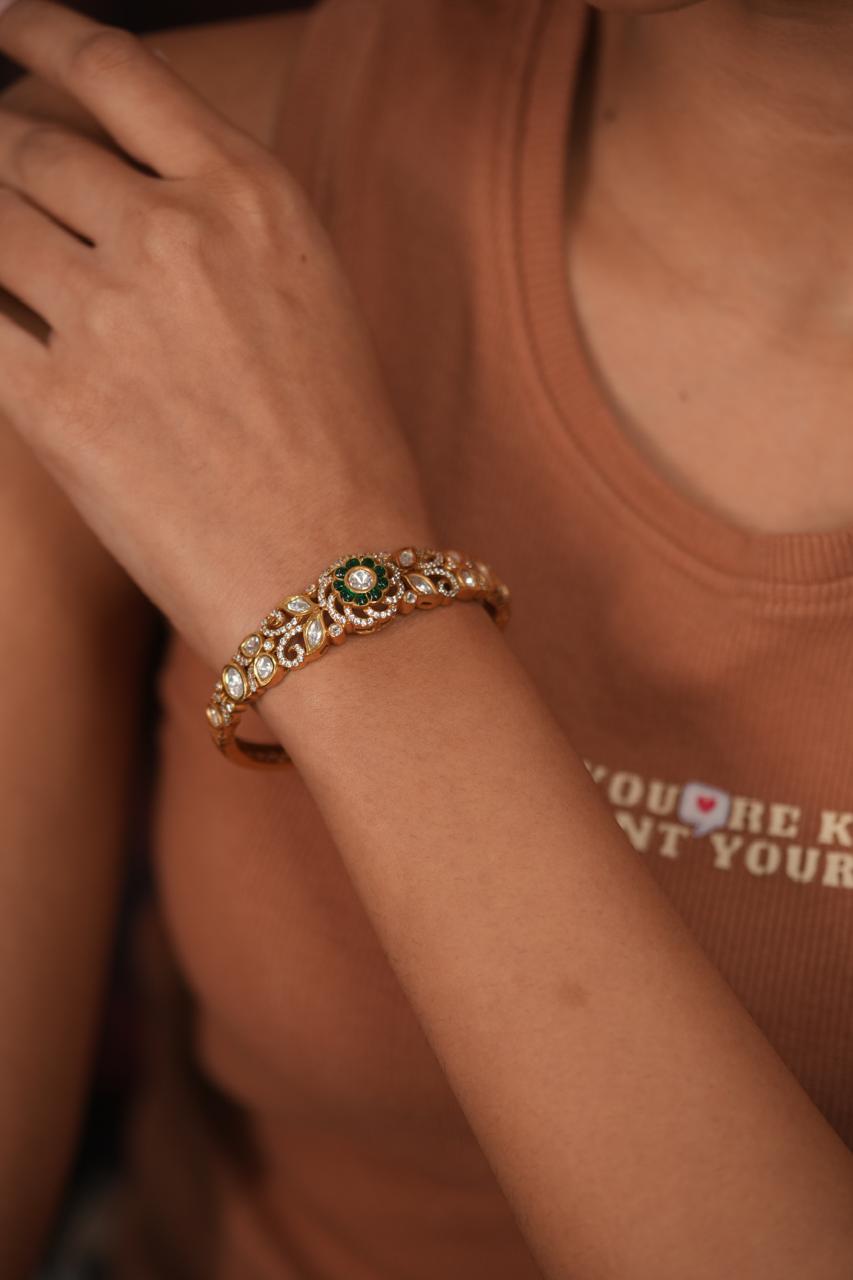 Juhi Polki Moissanite Floral Kada