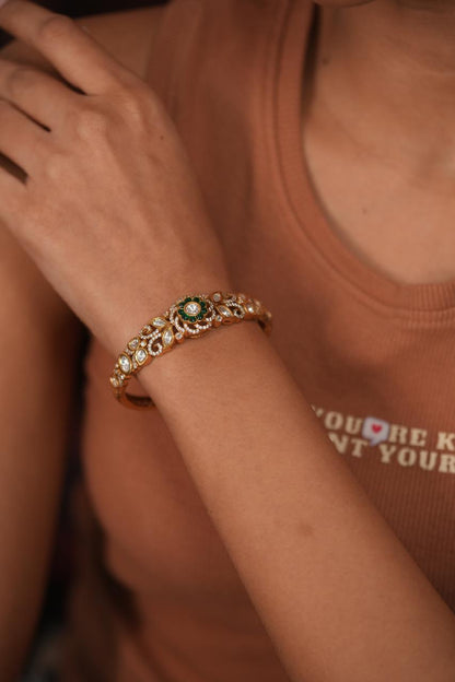 Juhi Polki Moissanite Floral Kada