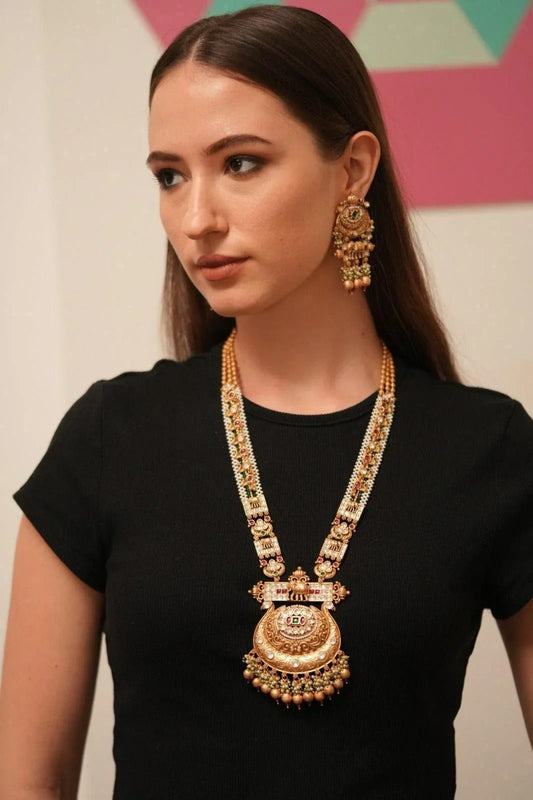 Sakuntala Long Gold Haar Set | Sone Pe Suhaga