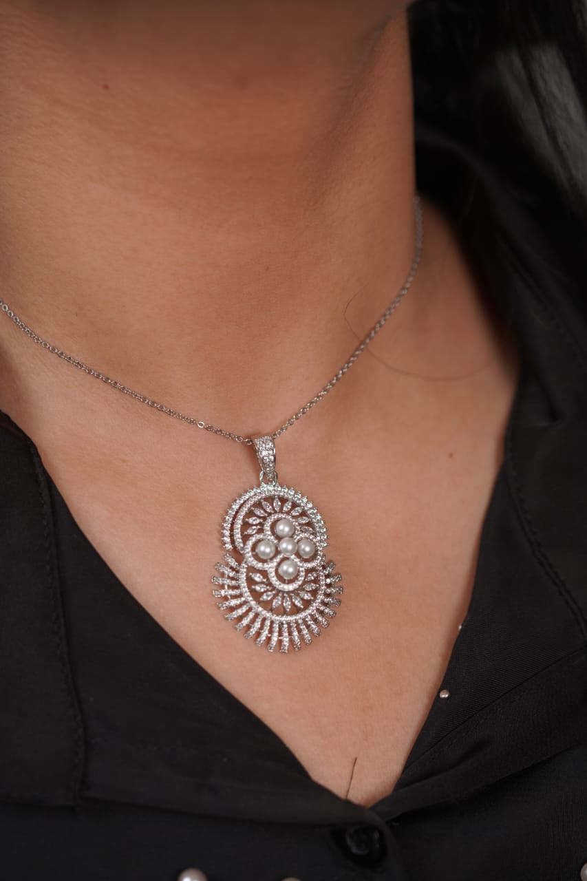 Dennis Diamond Pearl Pendant Set with Chain