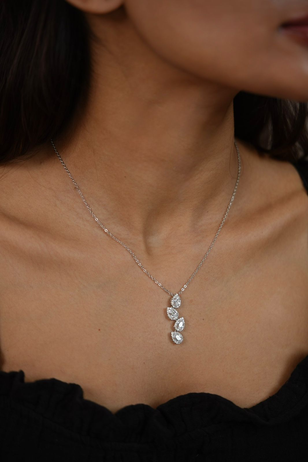Play Pear Solitaire Diamond Pendant with Chain