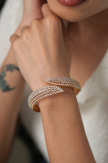 Gracy Diamond Front Openable Designer Bracelet