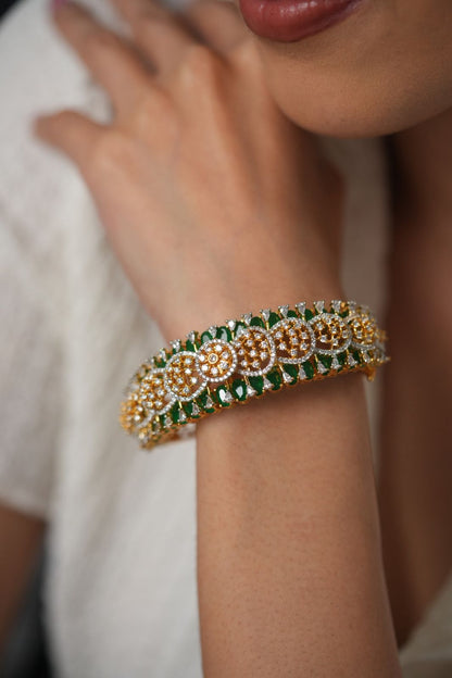Sarnava Thick Gold Polish Diamond Bracelet