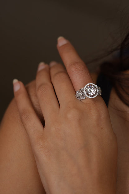 3 Carat Round Solitaire Diamond Ring with Halo | Multi Soltiaire Band