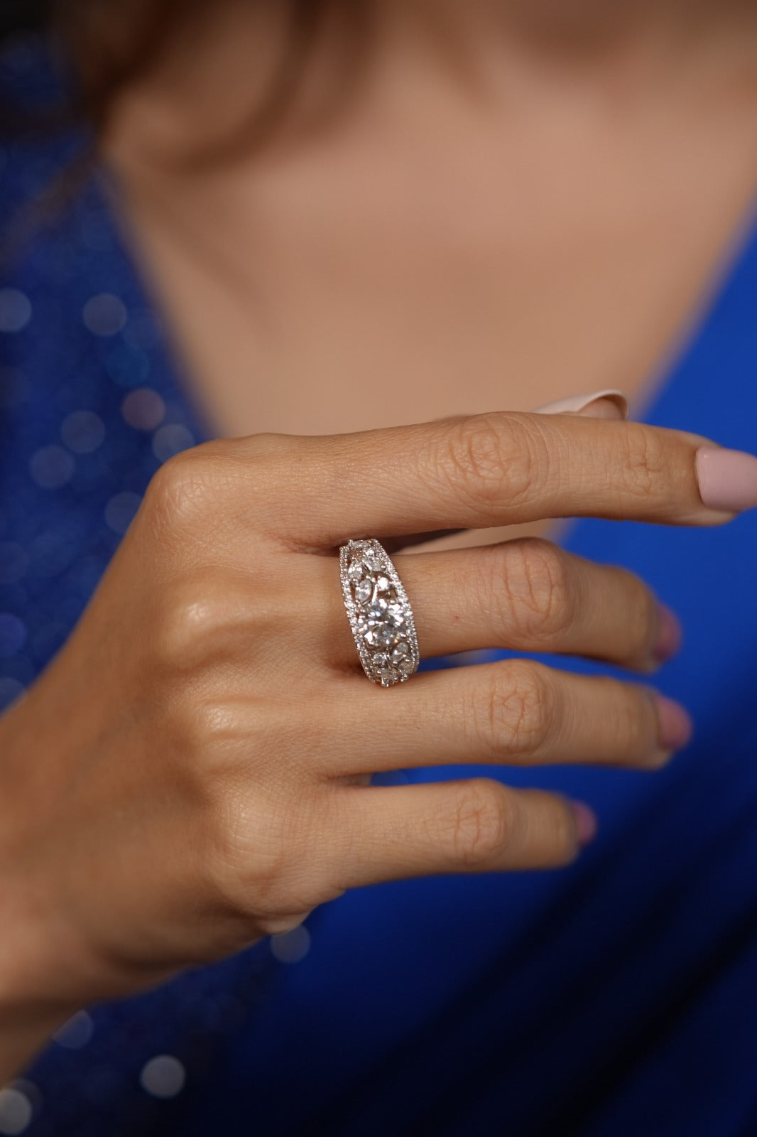 Vintage Round 1 Carat Ring with Floral Band Detail