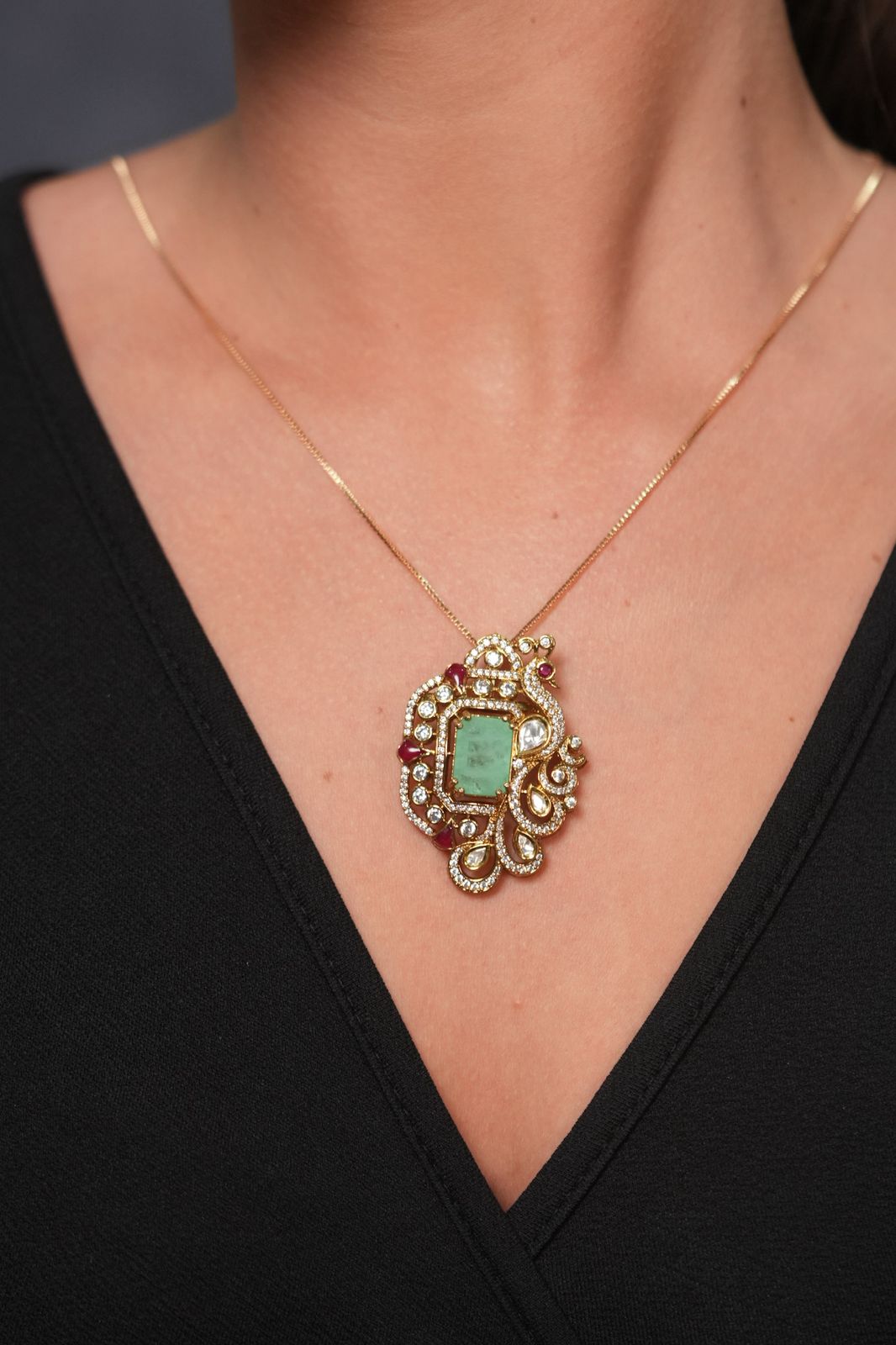 Meher Muse Polki Moissanite Rich Pendant Set