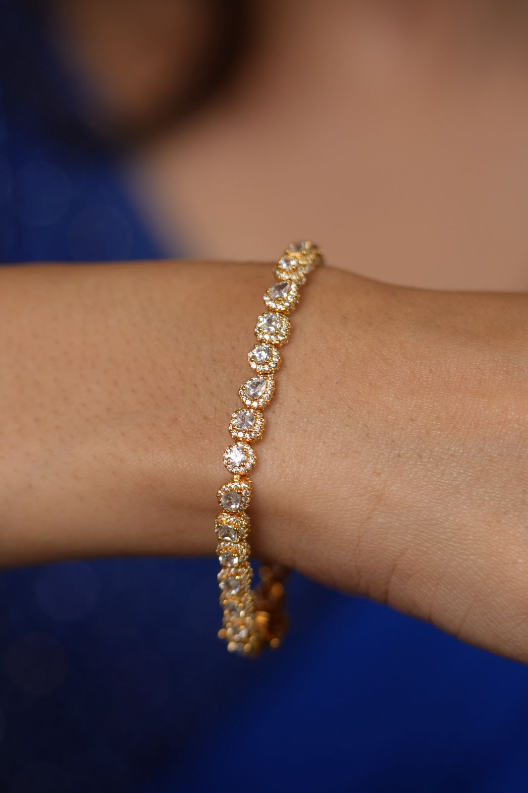 Foal Diamond Multi- SolitaireTennis Bracelet With Halo | Daily Wear