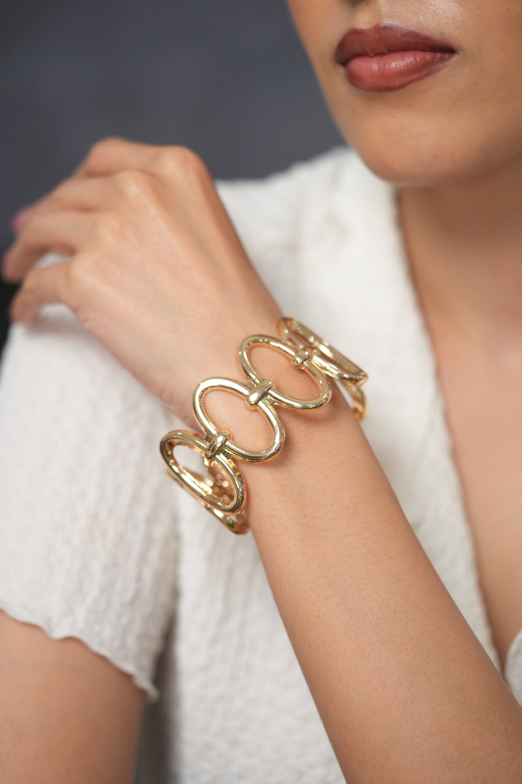 Santorini Glow Link Chunky Western Party Wear Bracelet