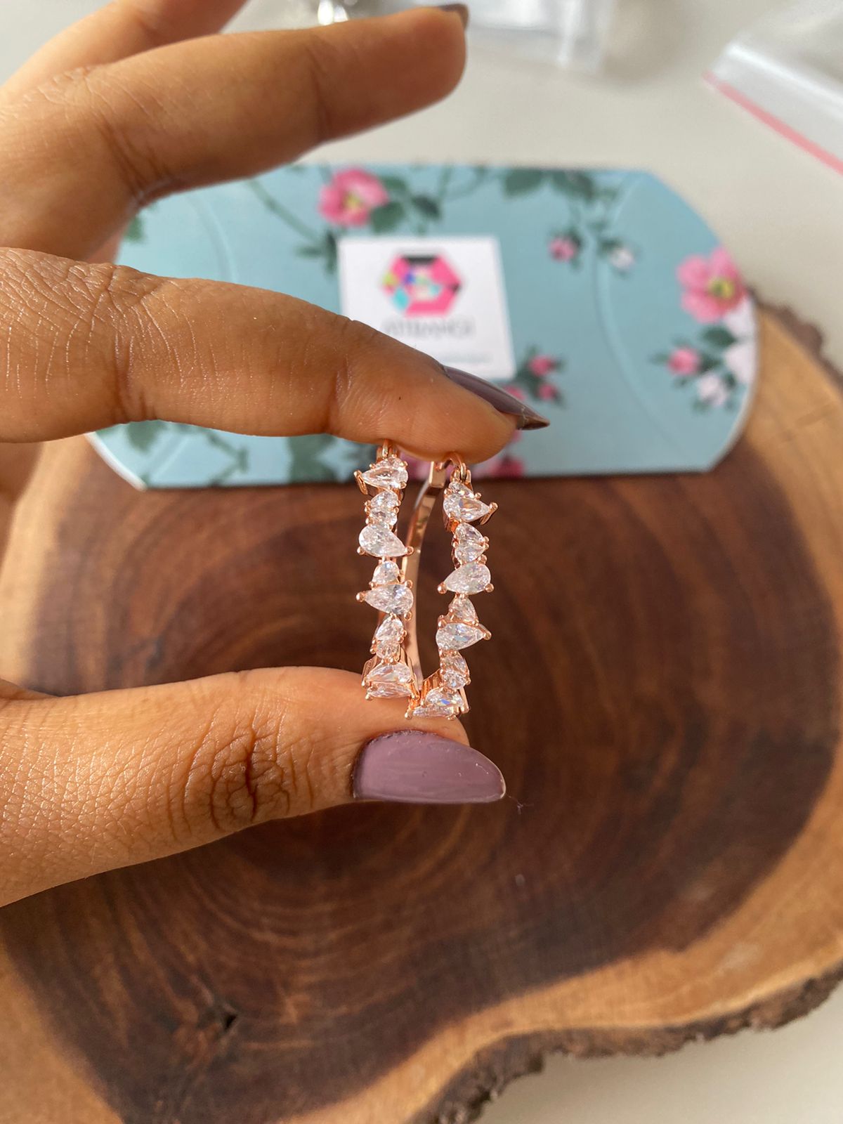 Wing it Girl Diamond Bali Hoops