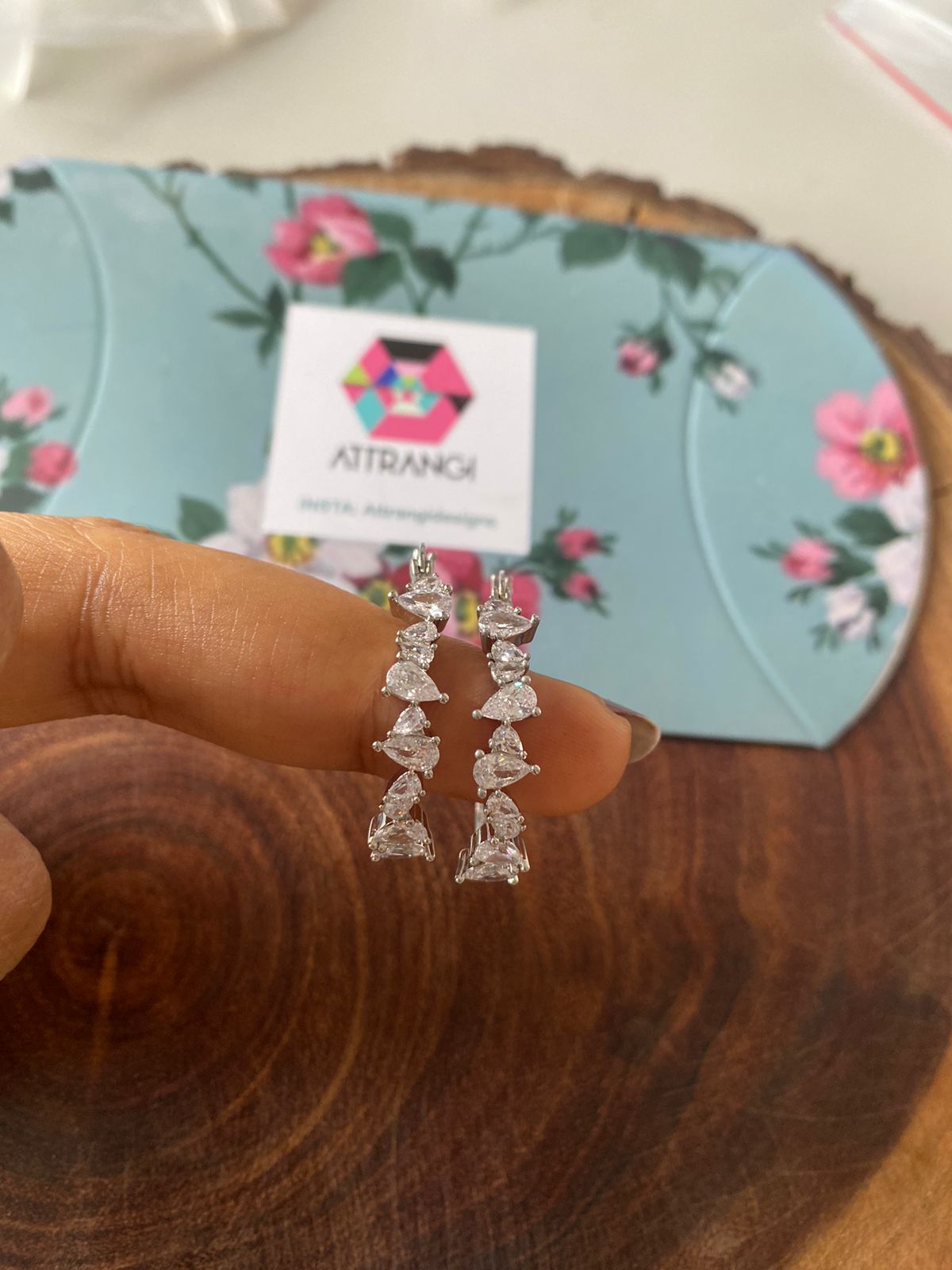 Wing it Girl Diamond Bali Hoops