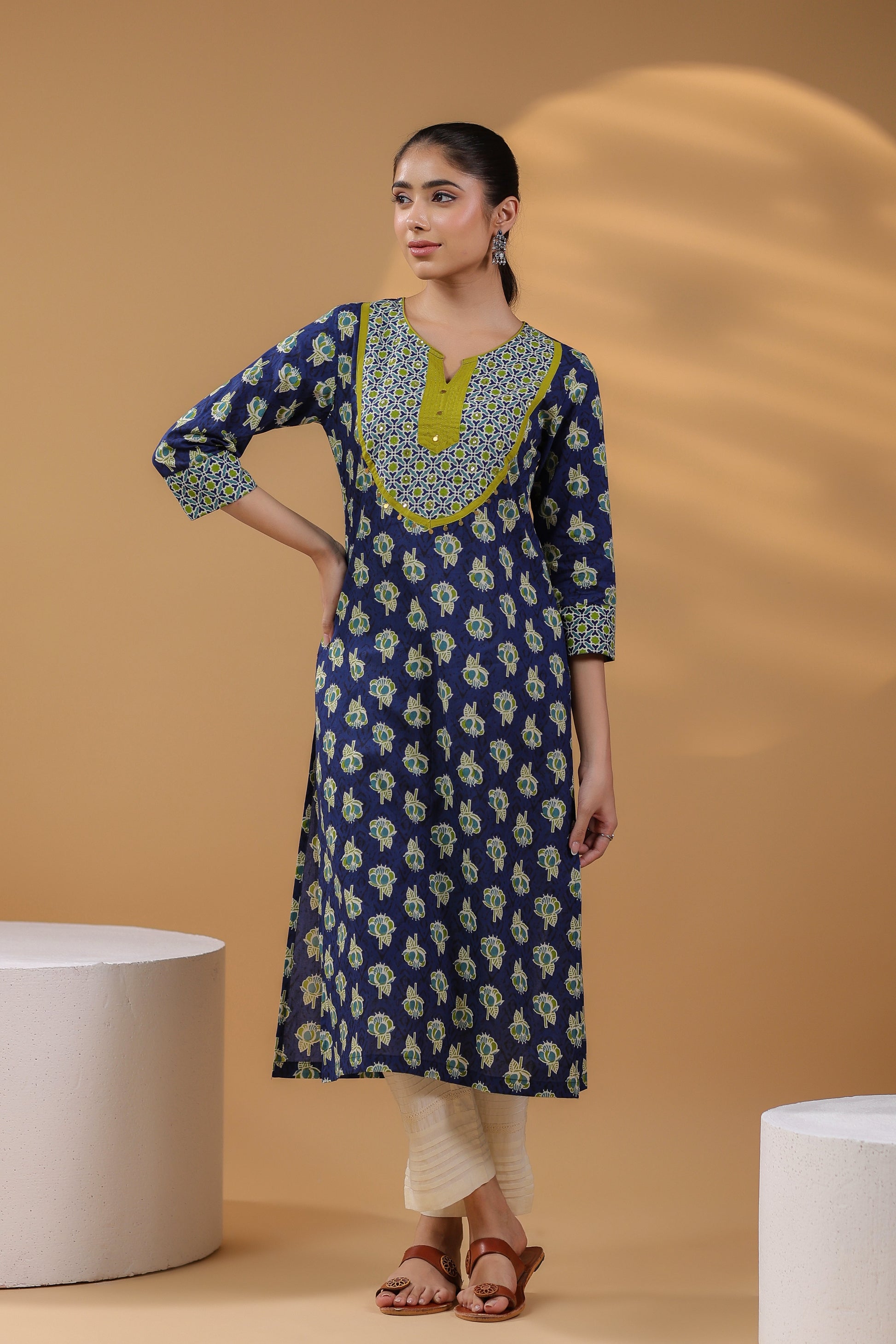 Women Ethnic Motif Cotton Kurta