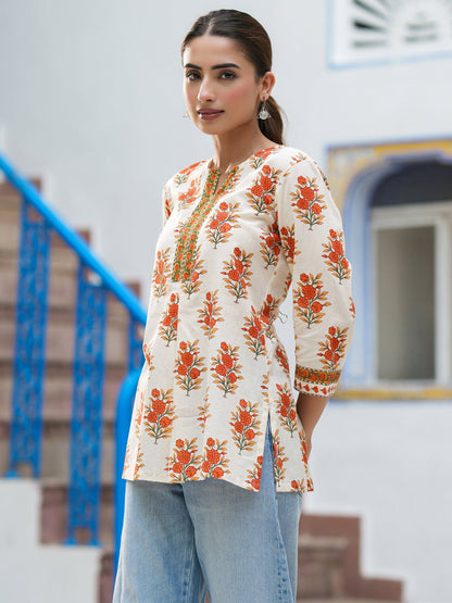 Women casual floral cotton top