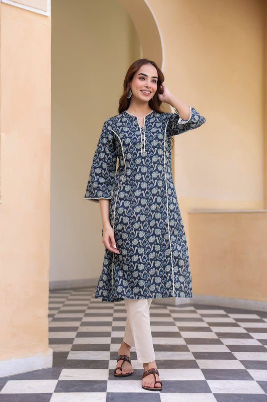 Women floral cotton straight kurta