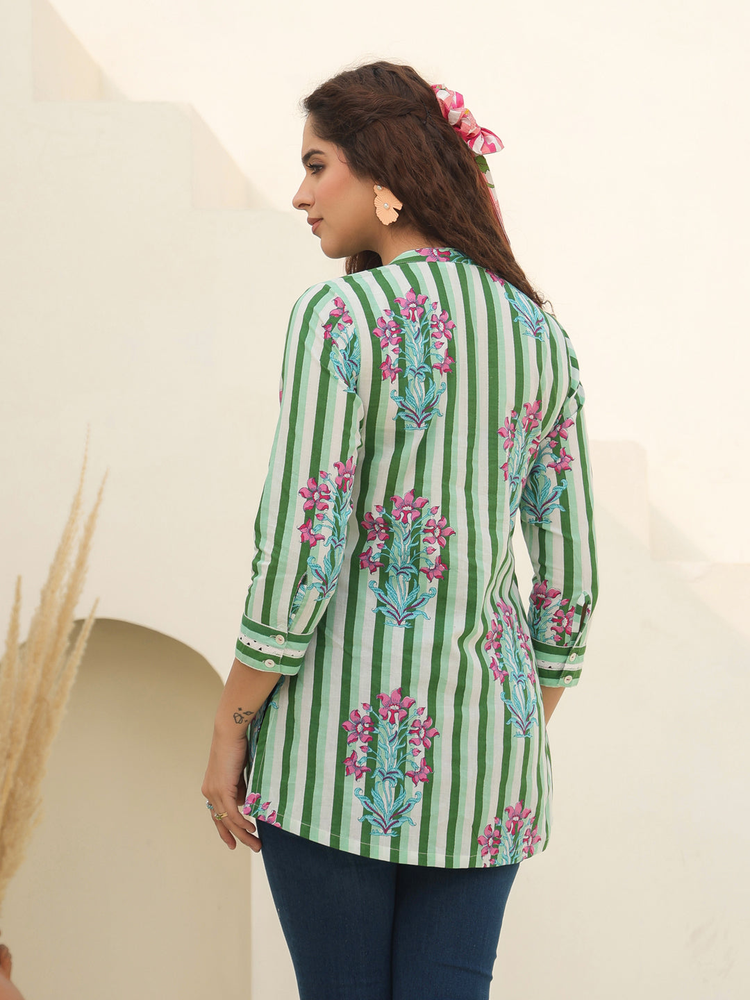 Women floral print breezy top