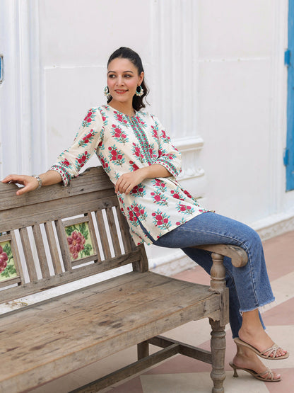 Women round neck top