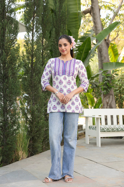 Women’s ethnic print cotton top with round neck design