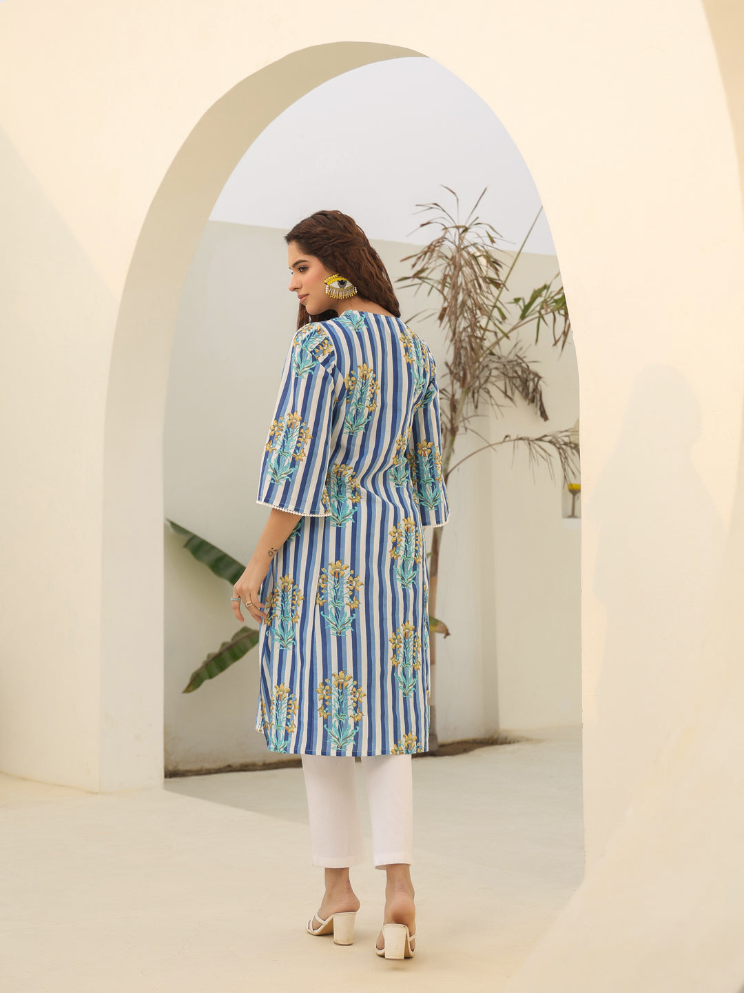 Women striped cotton kurta