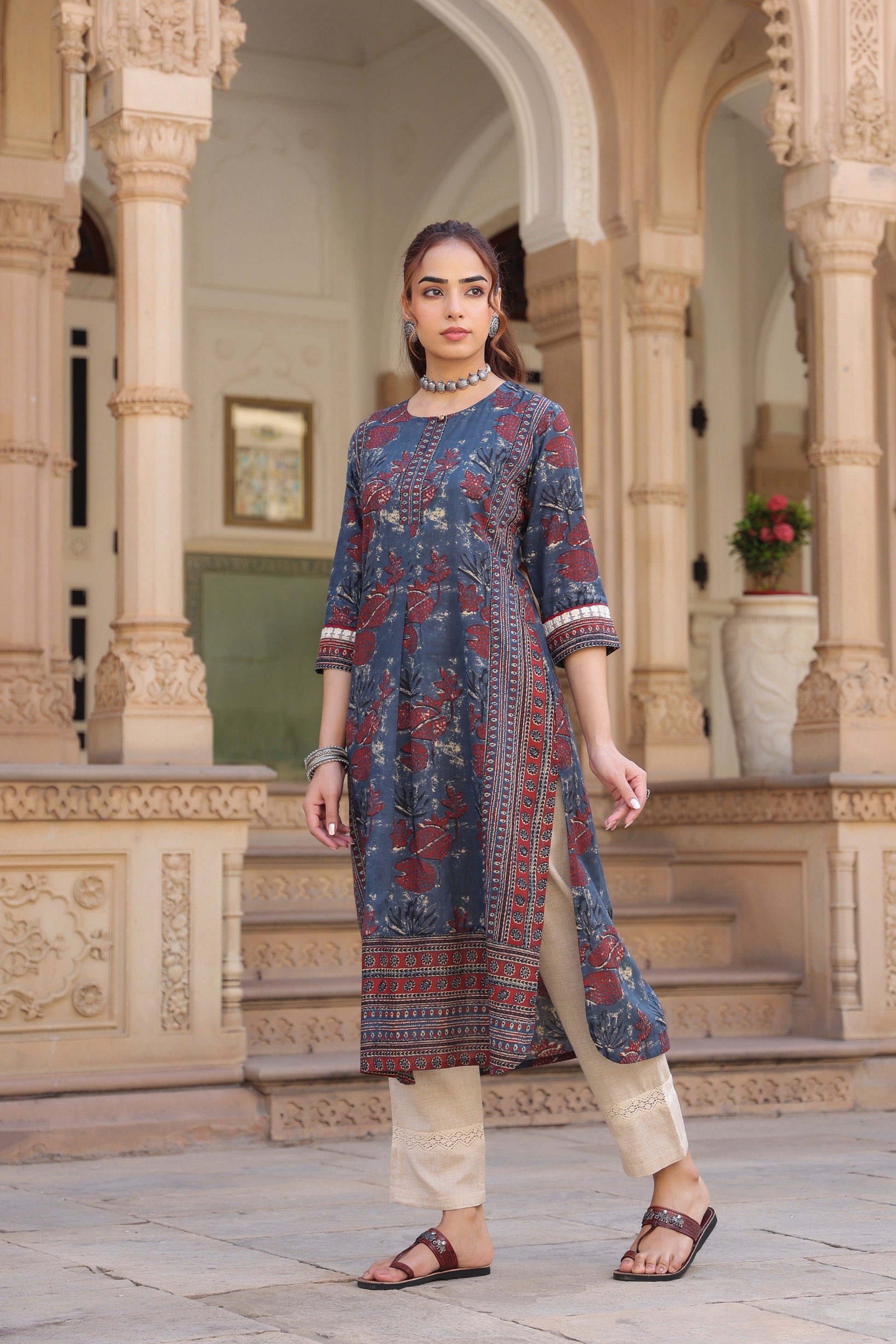 Women traditional floral printed kurta