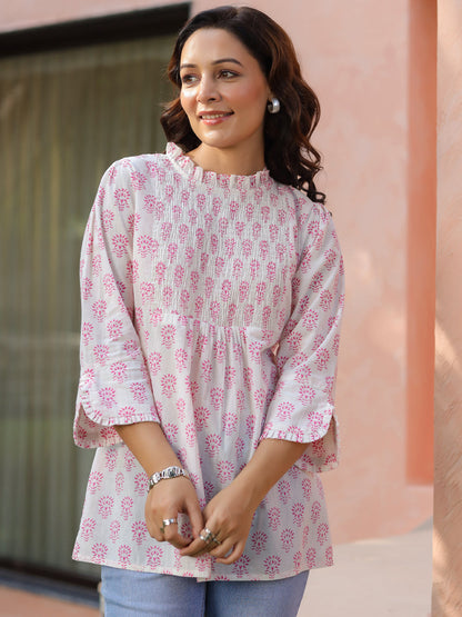 Women traditional print cotton top