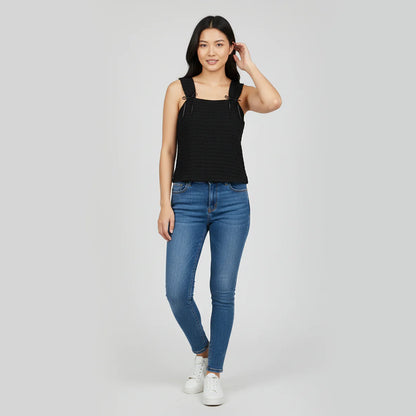 Knitted Solid Slim Fit Top