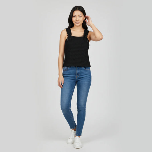 Knitted Solid Slim Fit Top