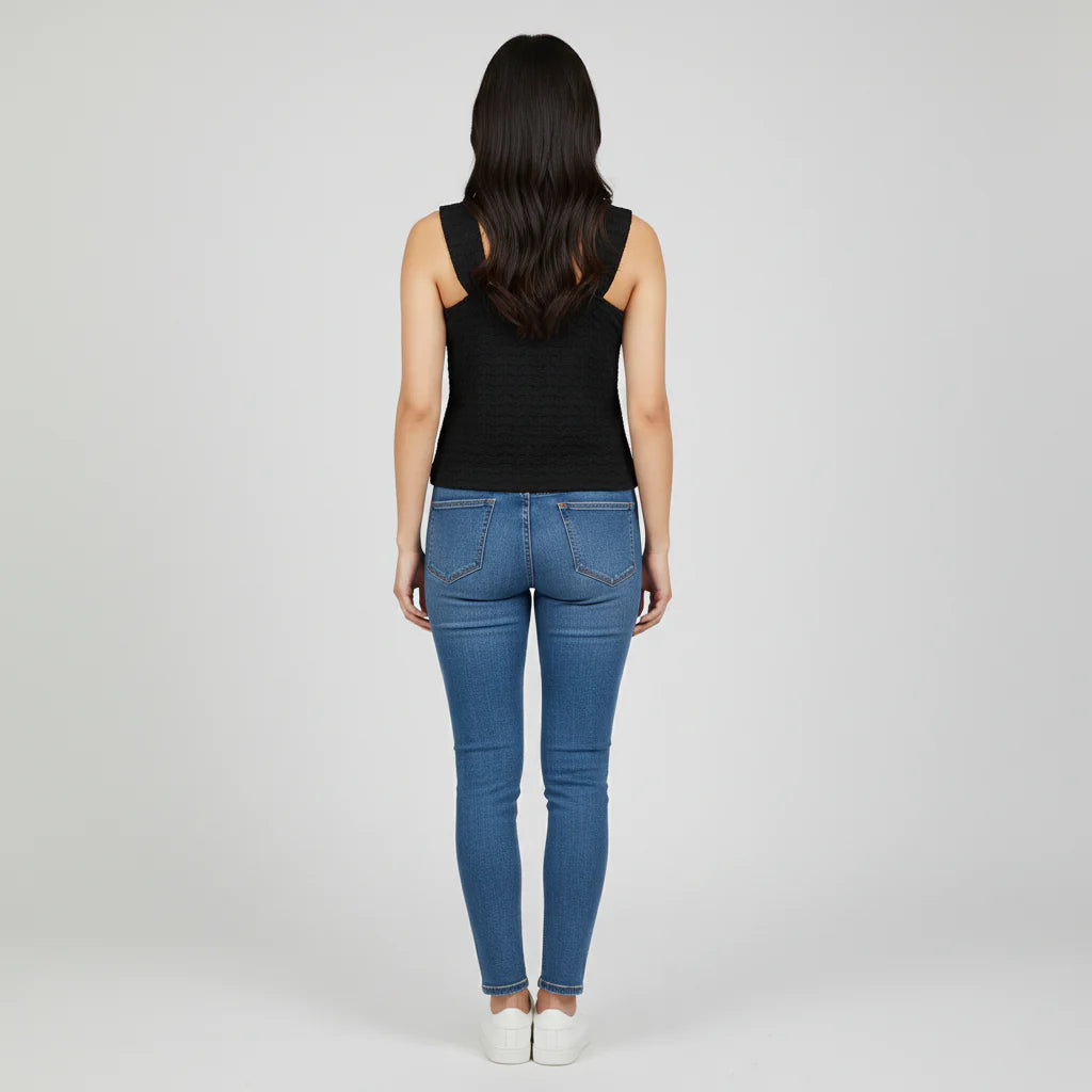 Knitted Solid Slim Fit Top