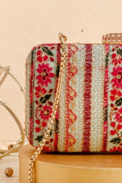 Zuri Box Clutch - Mint
