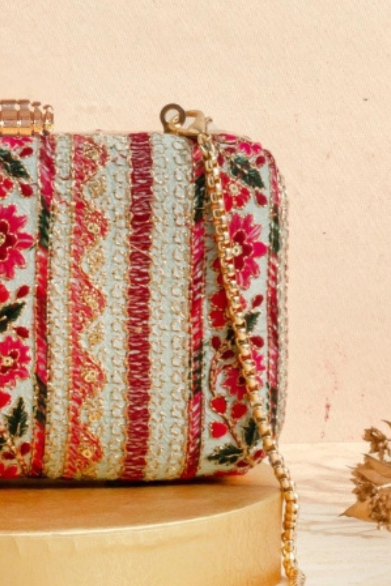 Zuri Box Clutch - Mint