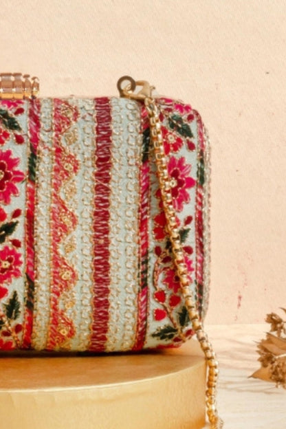 Zuri Box Clutch - Mint