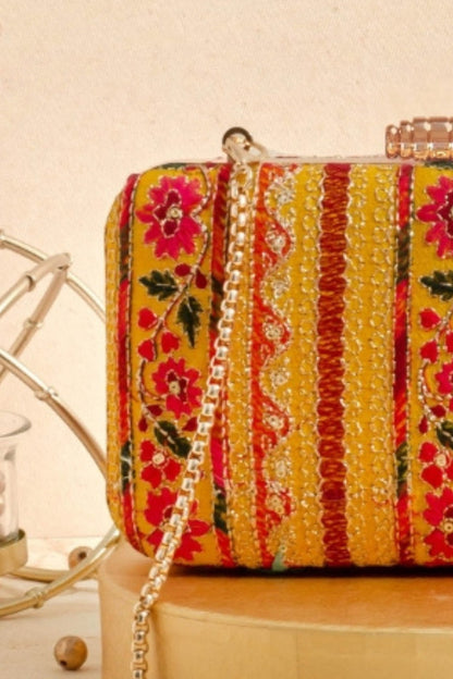 Zuri Box Clutch - Mustard