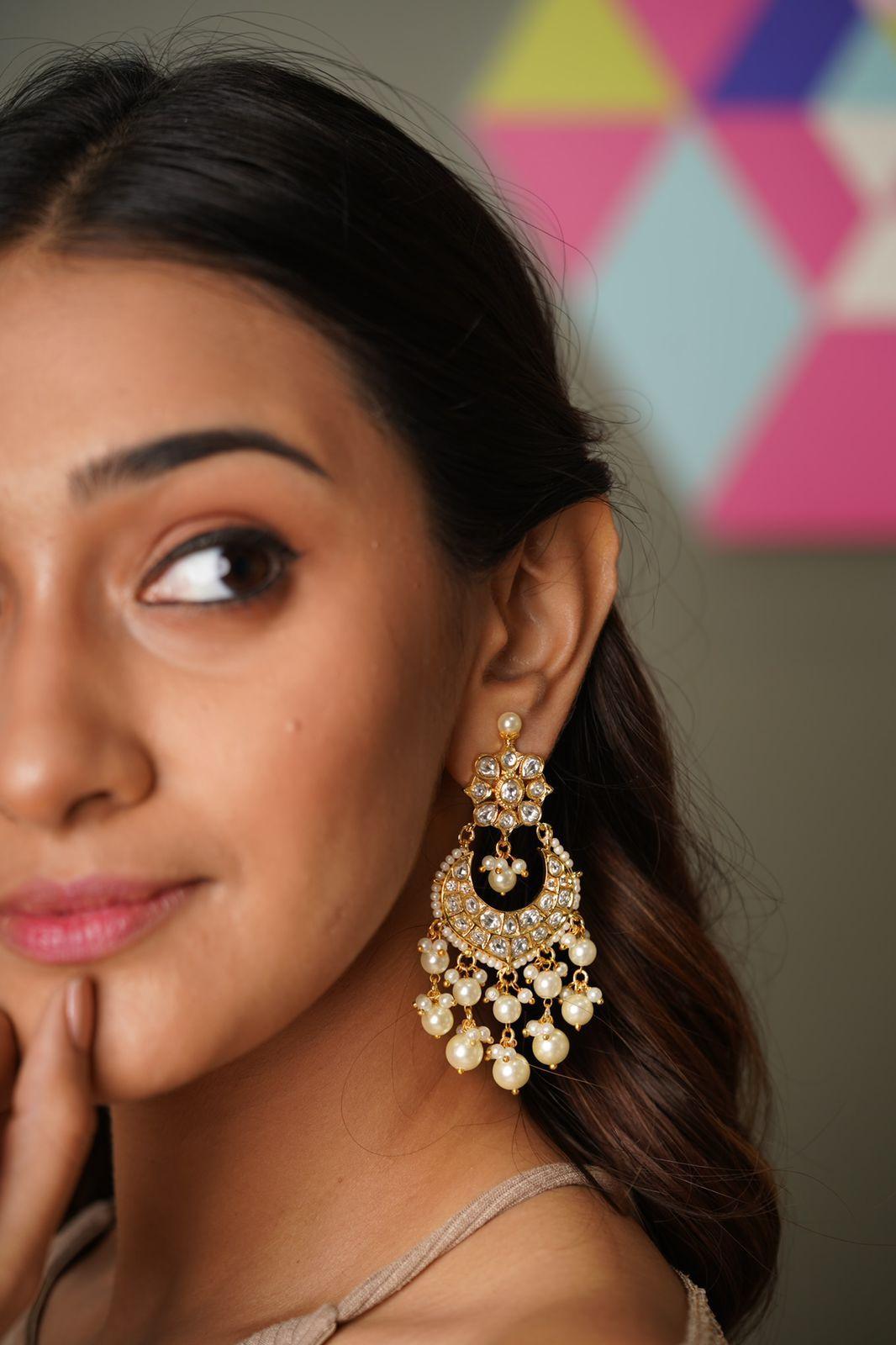 Aarushi Mid-Sized Chandbali - Attrangi