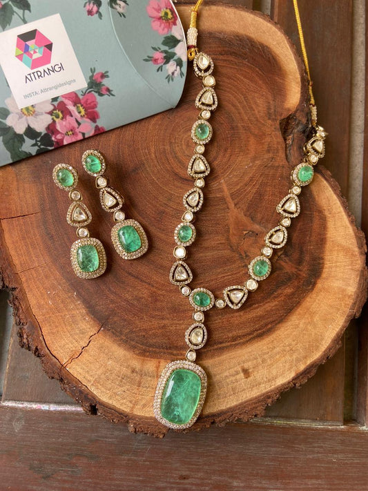 Amayra Polki And Emerald Necklace - Attrangi