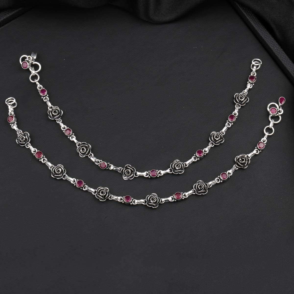 Floryn Oxidised Payal