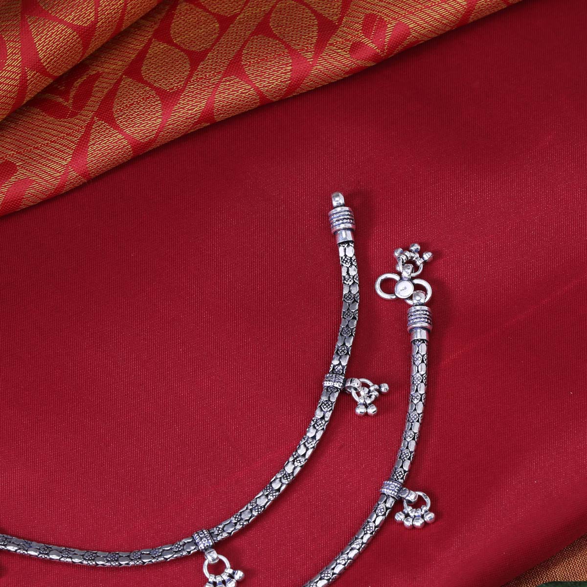Lisha Oxidised Anklets