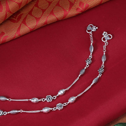 Yashvi Oxidised Anklets