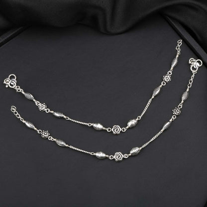 Yashvi Oxidised Anklets