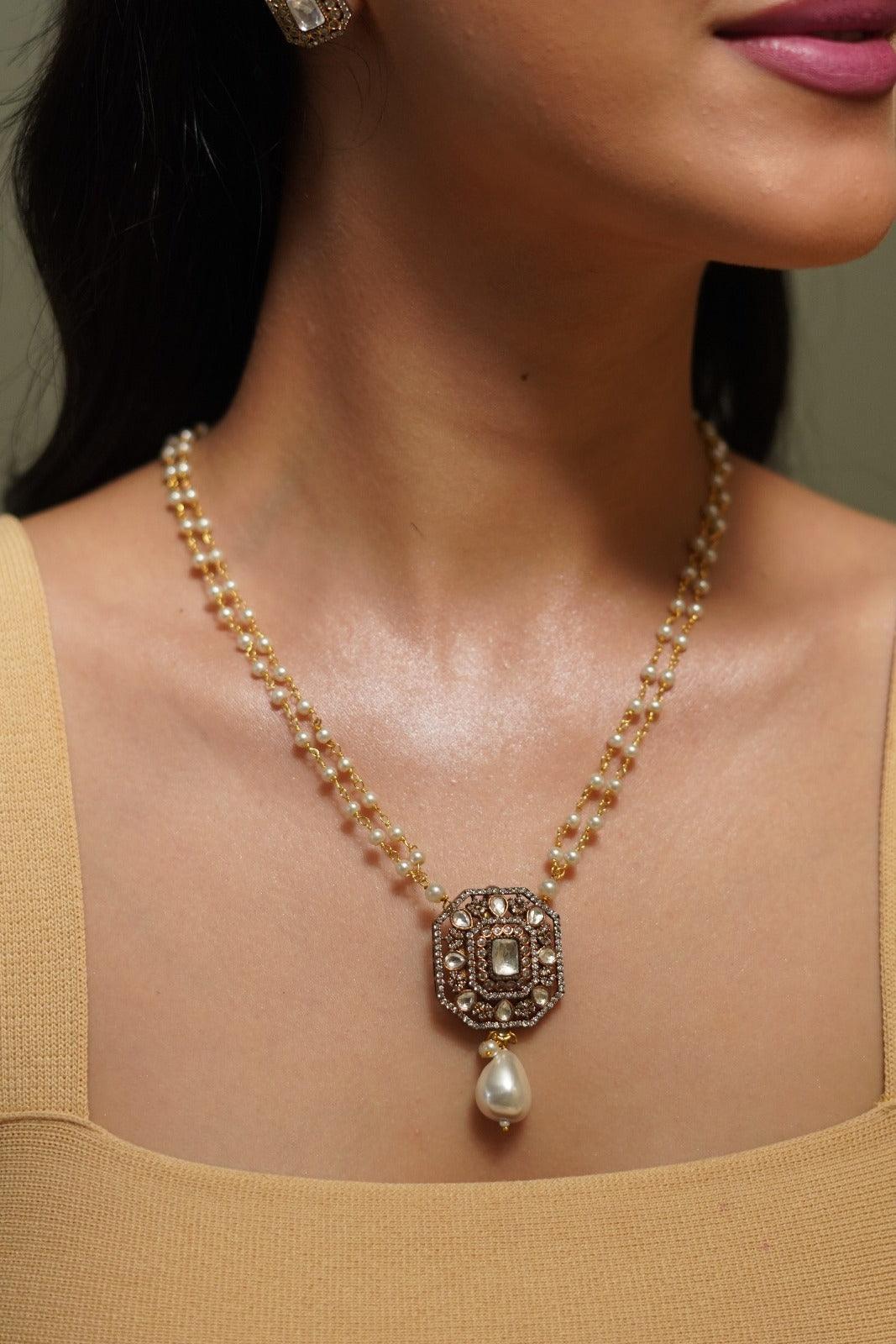 Antique Gold Polki Pendant Set With Stud - Attrangi